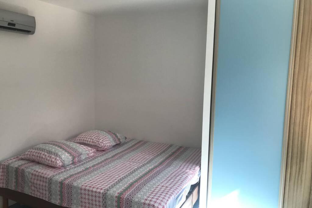 Joli Studio Au Mont St Clair Avec Vue Sur La Mer Lejlighed Sète Eksteriør billede